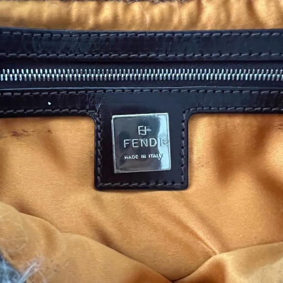 ✨SOLD✨ RARE Fendi Wool Cherry Blossom Baguette - Picture 12 of 13